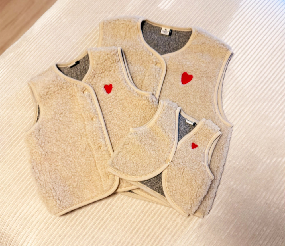 Alwero - Bodywarmer "TYB" Junior, Biowolle, SANDY BROWN mit HERZ, ultra light, SPECIAL EDITION