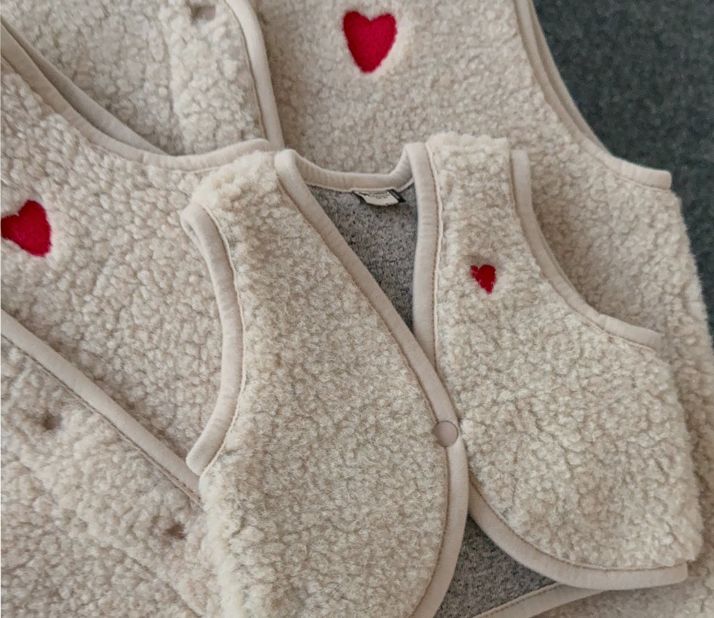 Alwero - Bodywarmer LULU, ultra light, Biowolle, SANDY BROWN mit HERZ, Special Edition