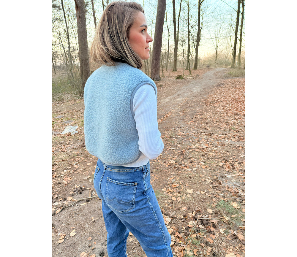 Alwero - Vest "CAMINO" Adult, ICY BLUE, organic wool Ultra Light