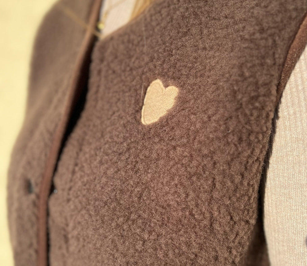 Alwero - Bodywarmer "TYB" ADULT, Biowolle, CHOCOLATE MARTINI mit HERZ, ultra light, SPECIAL EDITION