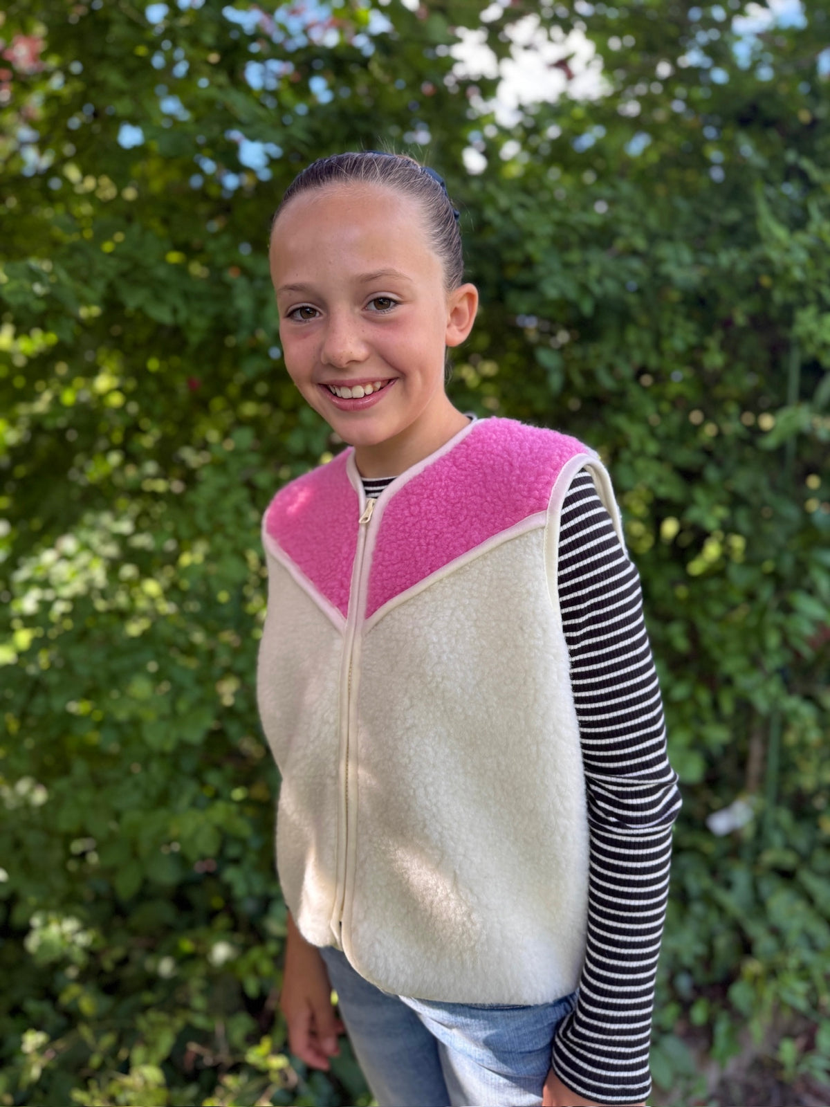 Alwero - Bodywarmer "TIDE" JUNIOR, Merinowolle, OFF WHITE/BUBBLE GUM, ultra light - LIMITED EDITION