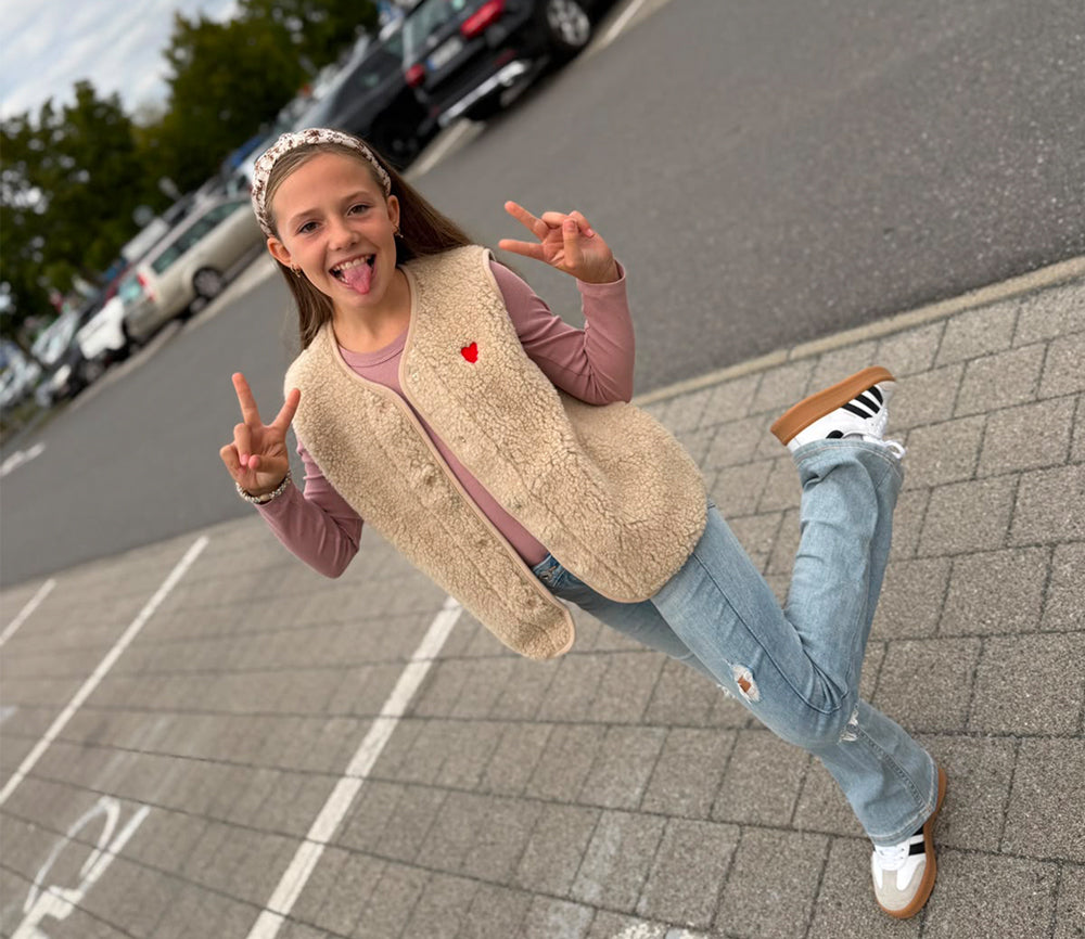 Alwero - Bodywarmer "TYB" Junior, Biowolle, SANDY BROWN mit HERZ, ultra light, SPECIAL EDITION