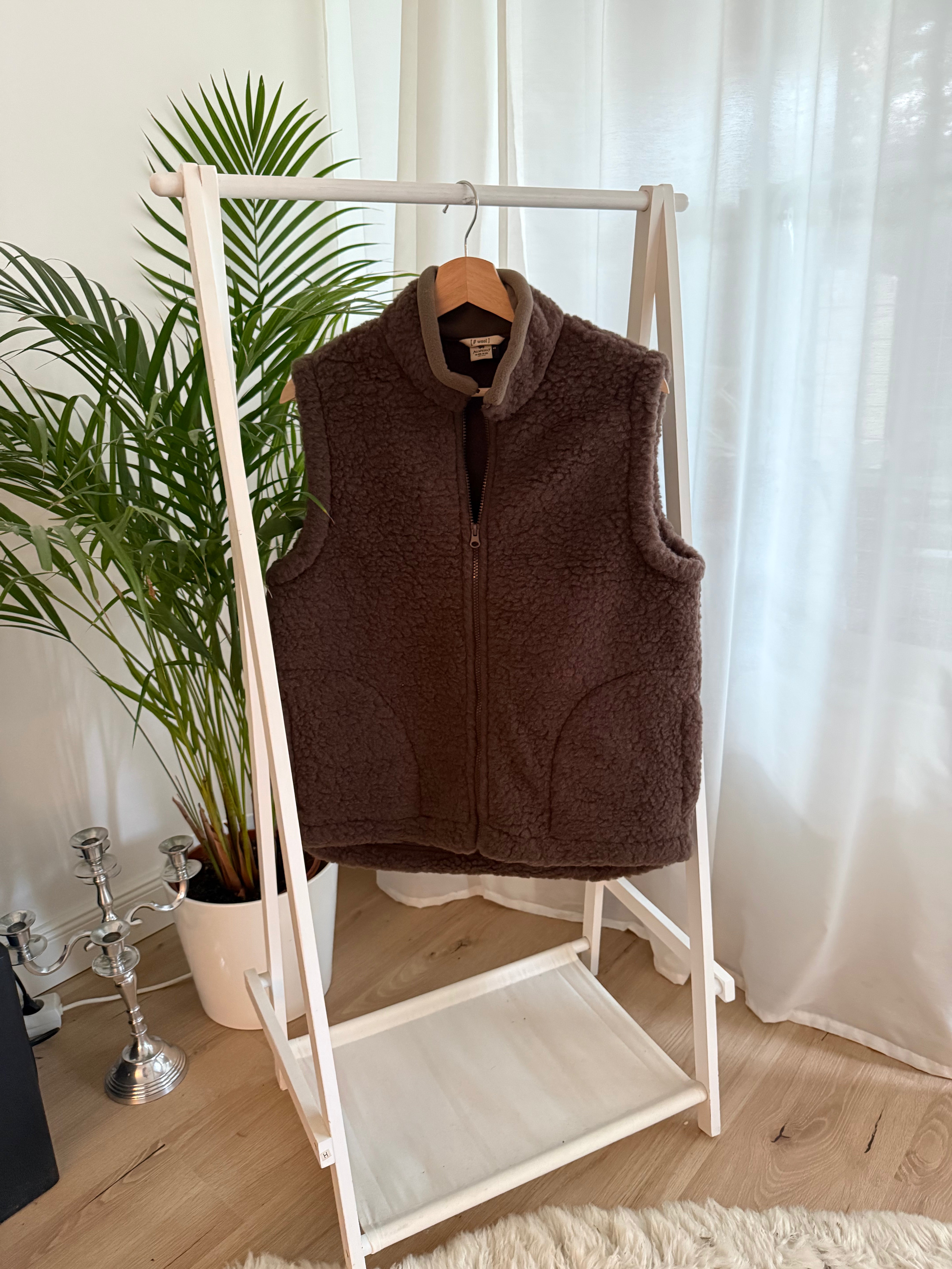 Alwero - Bodywarmer WALKER Adult, Choco Martini, Biowolle, unisex